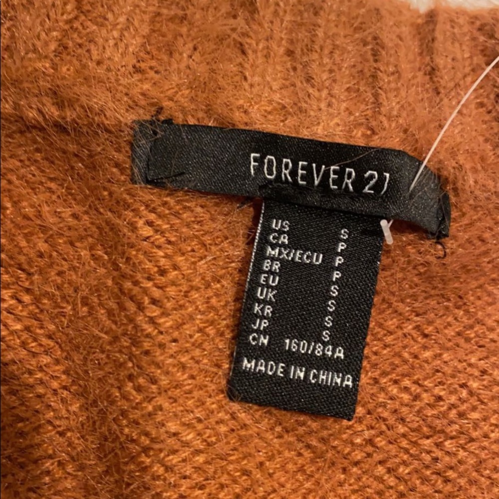 Cropped sweater - Picture 2 of 2